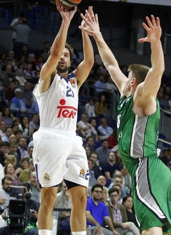 [1-0] El Madrid se adelanta en el playoff ante el Darussafaka (83-75)