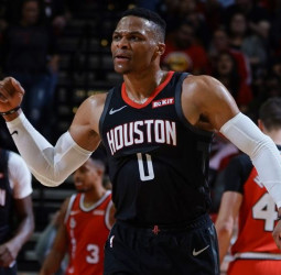 Russell Westbrook, positivo en coronavirus