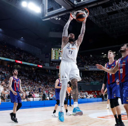 El Real Madrid se lleva el clásico (86-79)