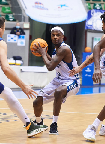 Igokea se lleva el primer asalto en el Coliseum (77-75)