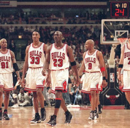 Los Warriors`16 no superan a los Bulls`96