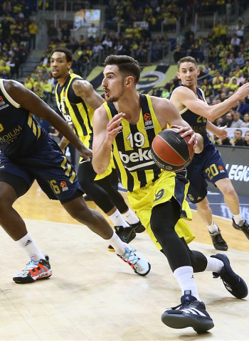 Nando De Colo, vuelve a estar en la órbita del Real Madrid