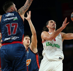Doble victoria del Baskonia para seguir aspirando a todo (76-68)