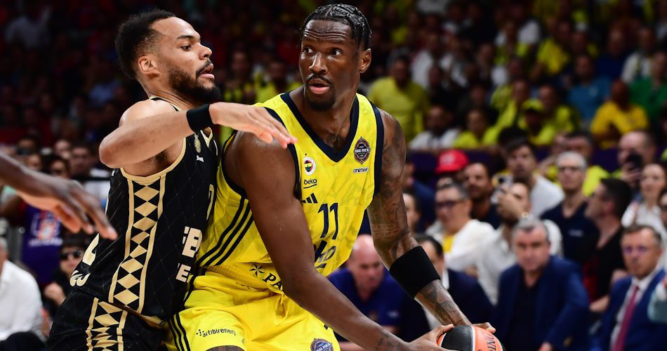 Nigel Hayes-Davis, MVP de la Final Four