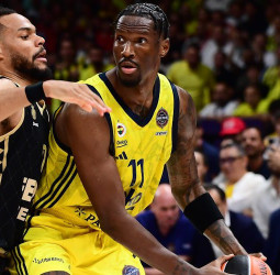 Nigel Hayes-Davis, MVP de la Final Four