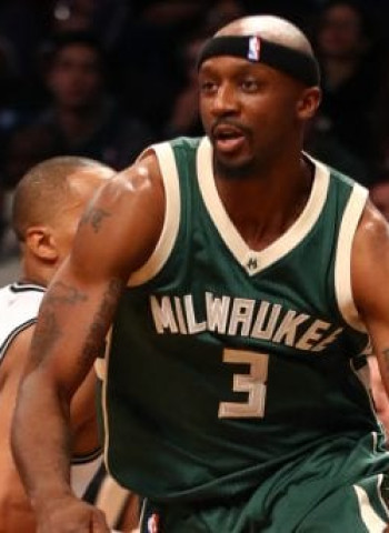Jason Terry, una temporada más en los Milwaukee Bucks