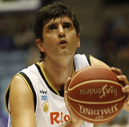 Richi Guillén pone punto final a su carrera profesional