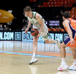 Grigonis frustra el milagro del Valencia sobre la bocina (78-79)