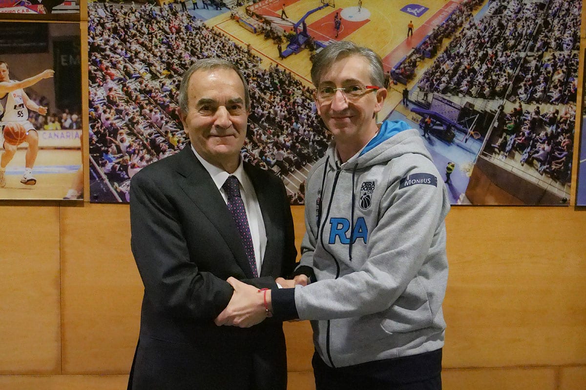 El Monbus Obradoiro y Moncho Fernández extienden su contrato hasta 2020