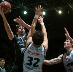 El Dominion Bilbao gana al Rio Natura Monbus y se mete en la Copa (88-83)