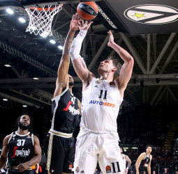 Gran victoria en Bolonia del Real Madrid, 79-96