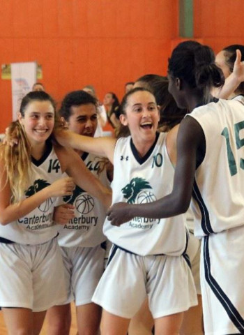 #FEBJuniorF2018: Snatt’s Sant Adrià y Canterbury Academy jugarán la gran final