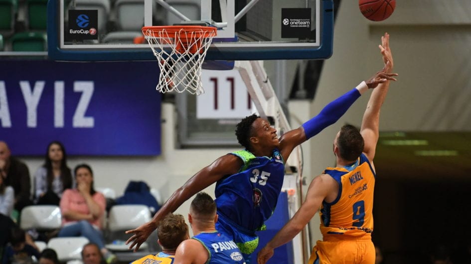 El Herbalife Gran Canaria cede en el último minuto en Bursa (98-94)