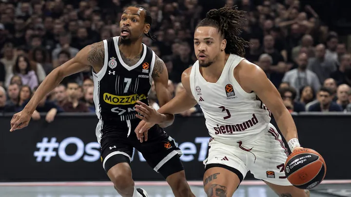 Un triple final de Sylvan Francisco hace enmudecer el Stark Arena, 78-79
