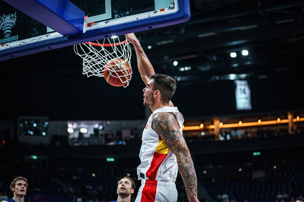 Rudy y los Hernángomez llevan a España a las semifinales (100-90)