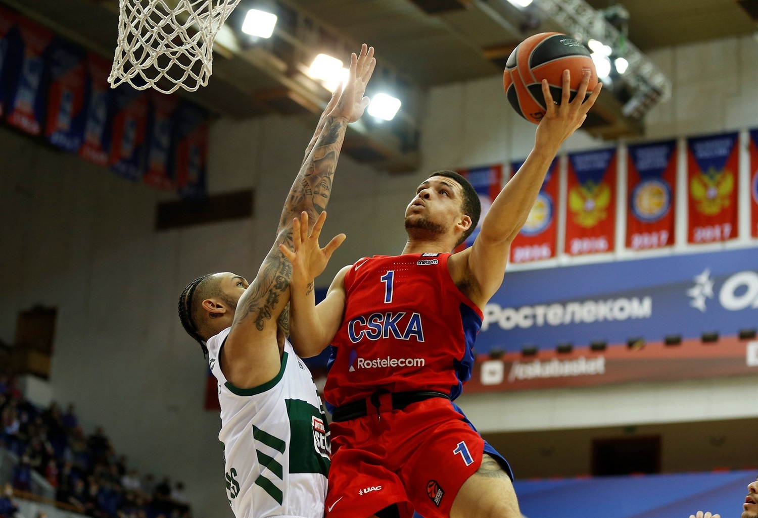 Lundberg continuará en el CSKA Moscú