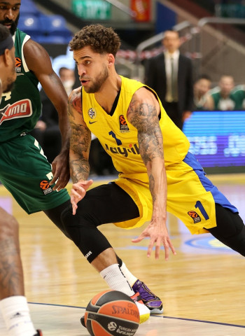 La coralidad del Maccabi minimiza el partidazo de Nedovic (89-81)