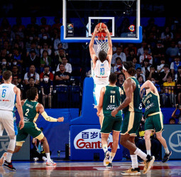 Eslovenia se asegura un lugar en los cuartos tras superar a Australia (91-80)