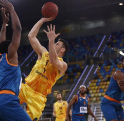 El Gran Canaria pierde el liderato europeo (81-96)