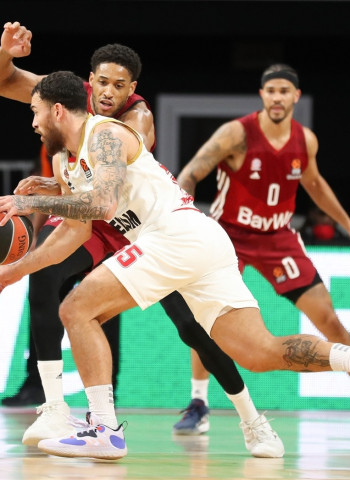 Mike James marca las diferencias para el AS Mónaco en Múnich (78-83)