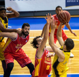 El tercer cuarto lastra al UCAM Murcia ante Iberostar Tenerife (70-69)