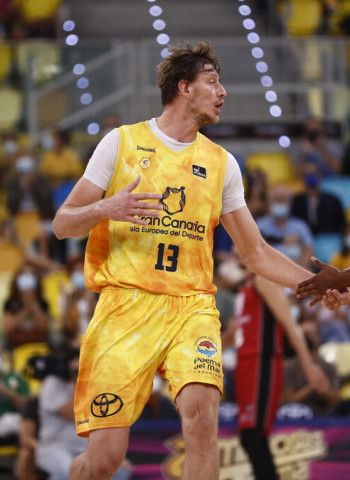 El Gran Canaria se encarama a los puestos altos (79-76)