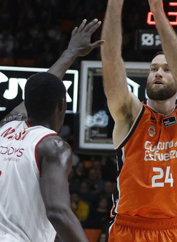 Valencia Basket se muestra contundente ante el Manresa, 112-96