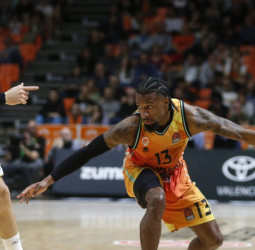 Valencia Basket recupera sensaciones ante la Virtus Segafredo Bologna (79-68)
