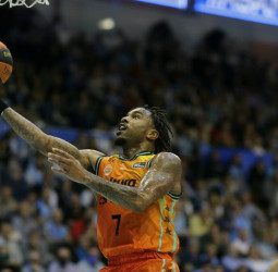 El Valencia Basket perfila la renovación de Chris Jones