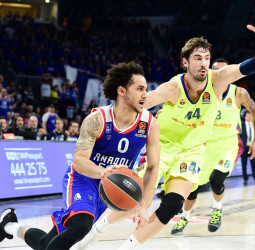 Shane Larkin, MVP de la jornada 25 de la EuroLiga