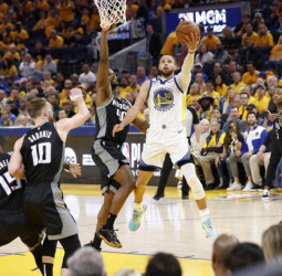 Los Warriors ganan en un final dramático y empata la serie (126-125) [2-2]