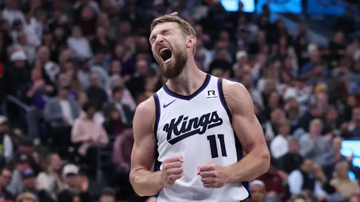 Sabonis lidera la victoria de los Kings, 113-96