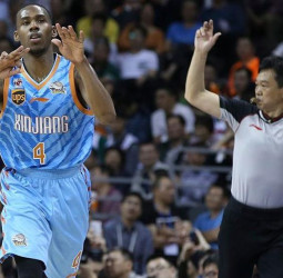 Darius Adams continuará en el Xinjiang chino