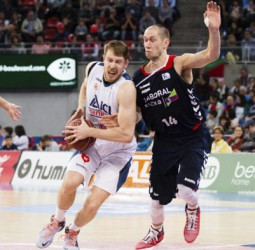 El checo Patrik Auda renueva con el ICL Manresa