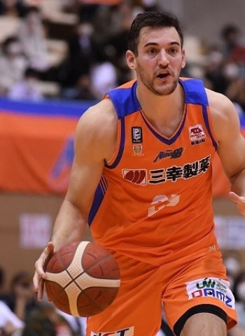 Rosco Allen renovará con el Niigata japonés