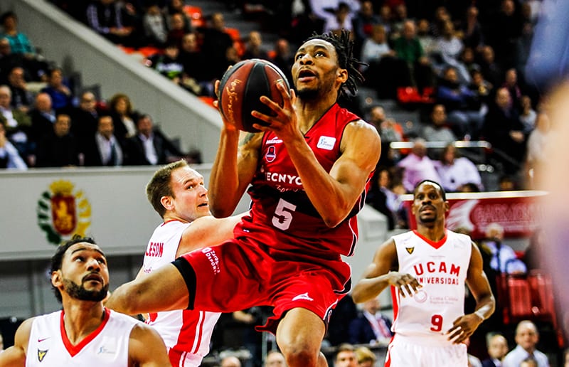 Stan Okoye, muy cerca del Unicaja Málaga