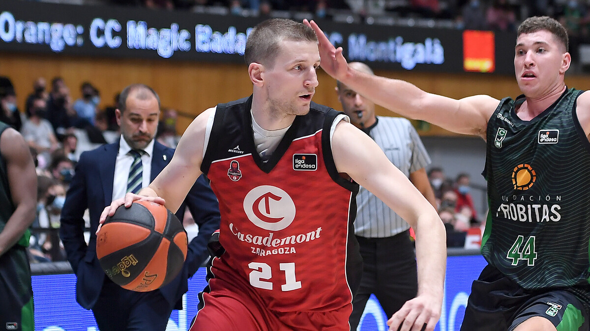 Adam Waczynski, hasta el final del curso en Zaragoza
