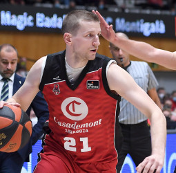 Adam Waczynski, hasta el final del curso en Zaragoza
