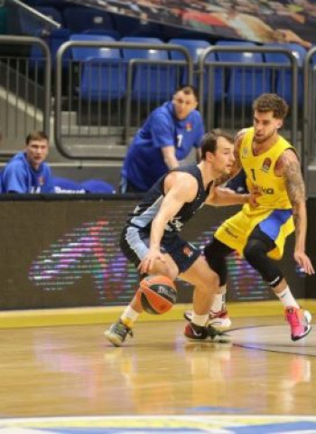 El Zenit asalta Tel Aviv (72-78)