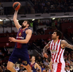 El FC Barcelona arrasa a Olympiacos (63-90)