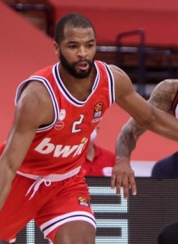 El Olympiacos le endosa la primera derrota al Armani Milán (86-75)
