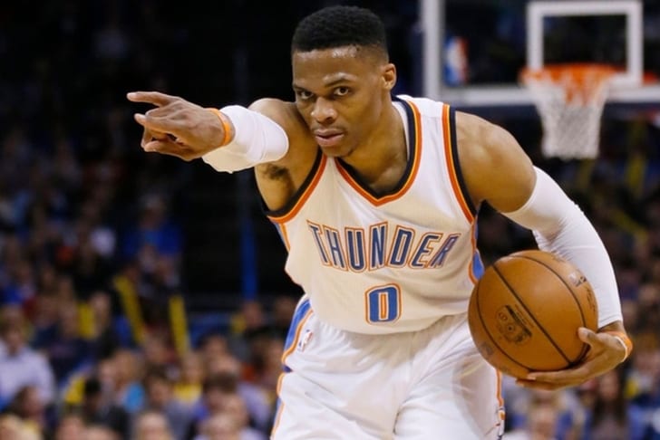 [2-1] Los Thunder superan el partidazo de Harden para apuntarse la primera victoria (113-115)