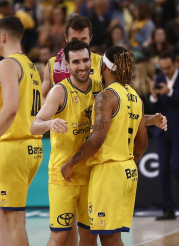 El Dreamland Gran Canaria remonta a lo grande en el parcial final (83-75)