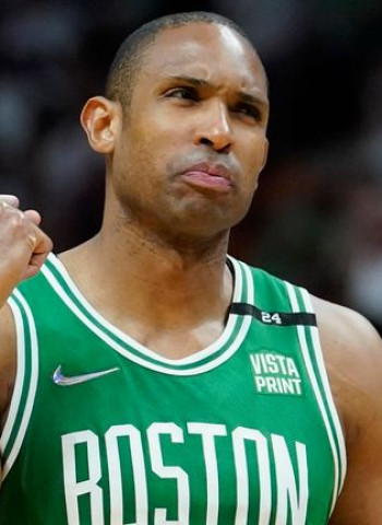 Los Warriors blindan a Horford hasta los 40 años