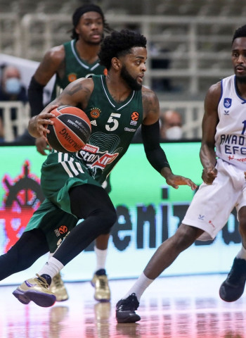 El Efes busca volver a la senda de la victoria ante los verdes