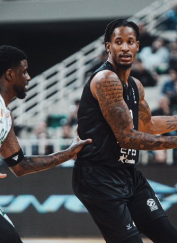 El Anadolu Efes gana en una Atenas consternada, 82-87