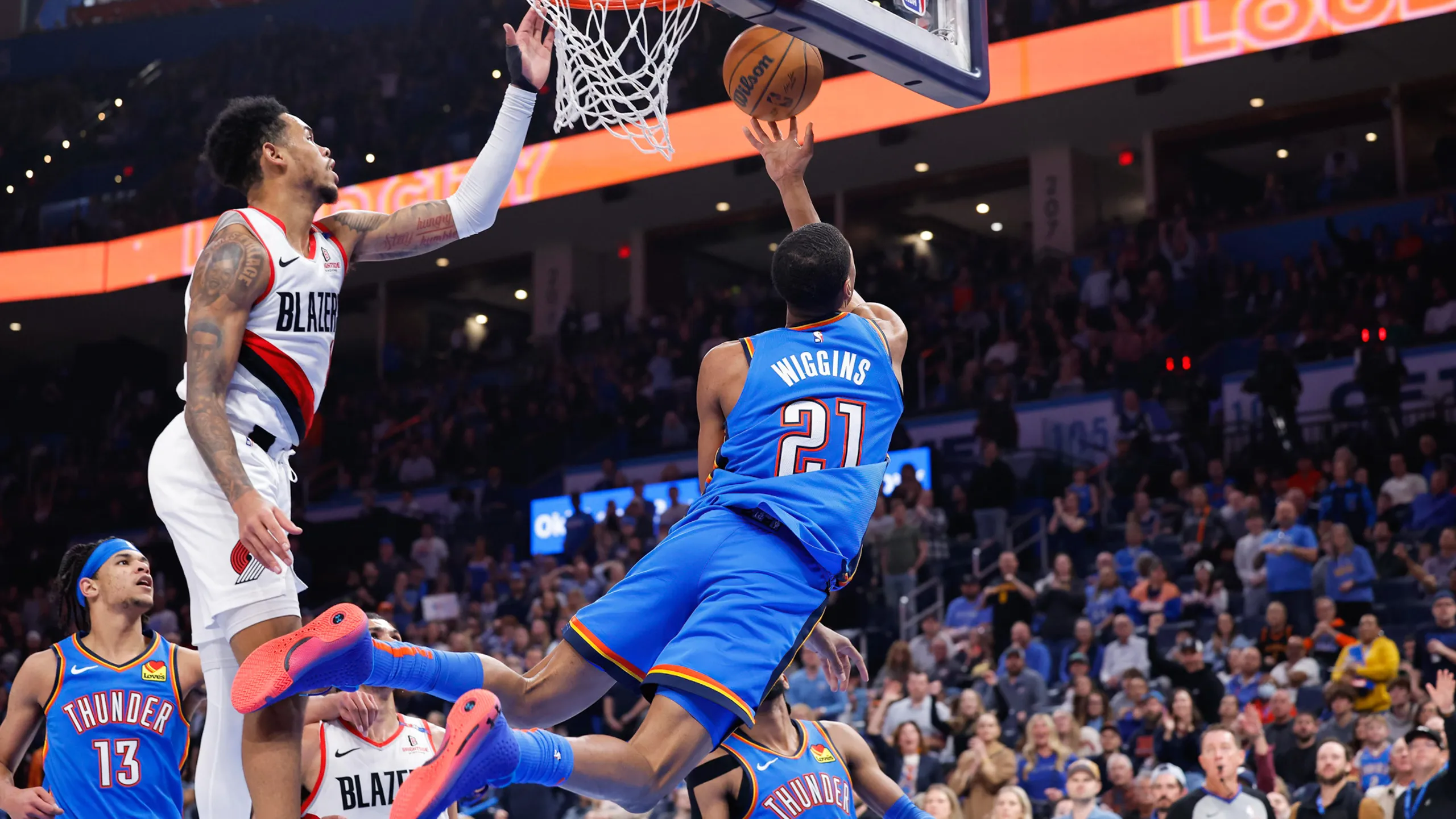 Los Thunder ganan hasta con Shai descansando, 89-107