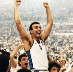 Nikos Galis, el dios griego