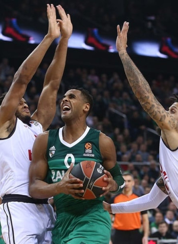 Zalgiris apuesta por la continuidad de Brandon Davies