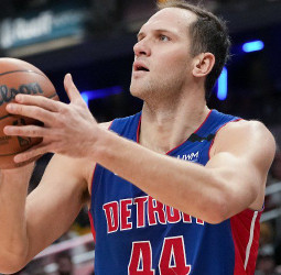 Los Dallas Mavericks se interesan en Bojan Bogdanovic